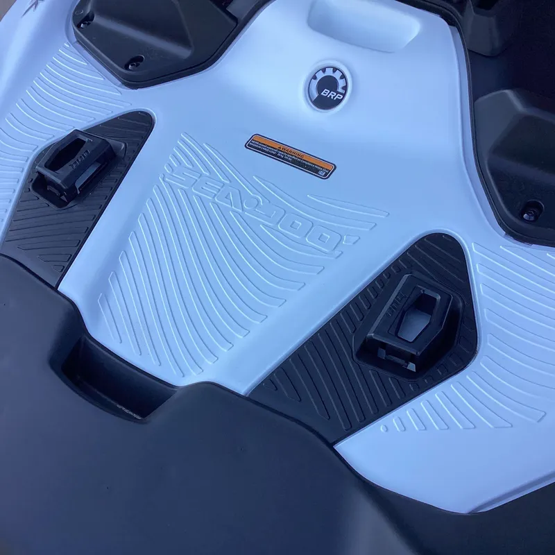 Slide: The Image of Sea-Doo Spark Trixx for 3 iBR and Audio in option 2026 - 12