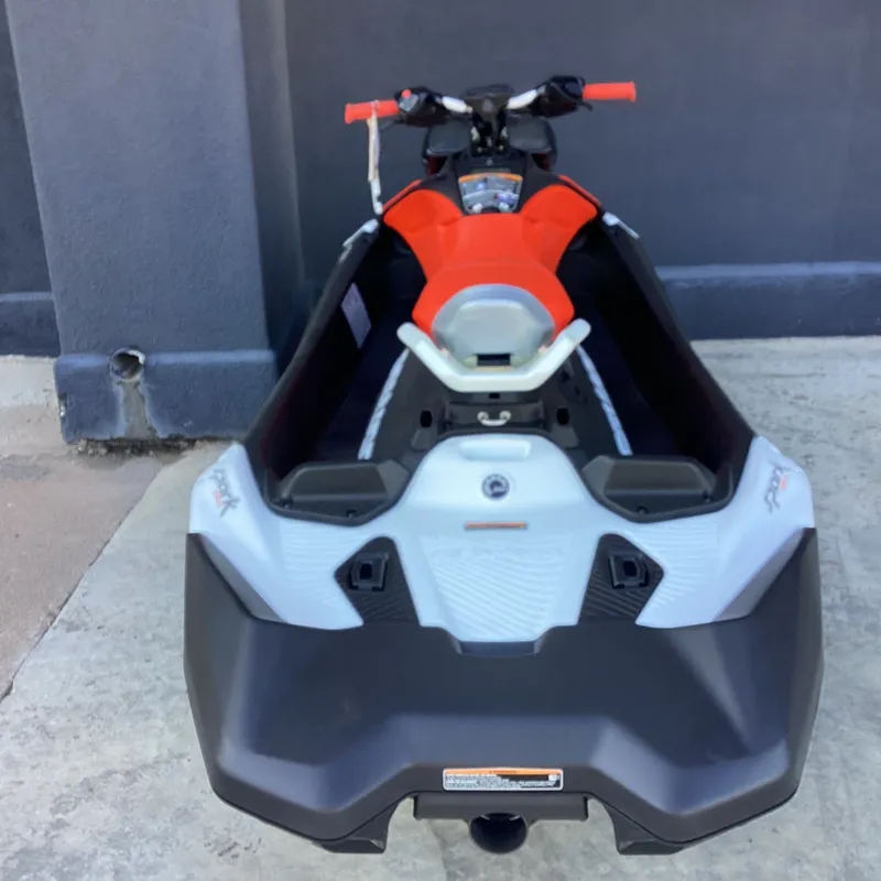 Slide: The Image of Sea-Doo Spark Trixx for 3 iBR and Audio in option 2026 - 4