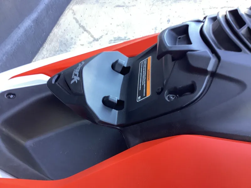 Slide: The Image of Sea-Doo Spark Trixx for 3 iBR and Audio in option 2026 - 6