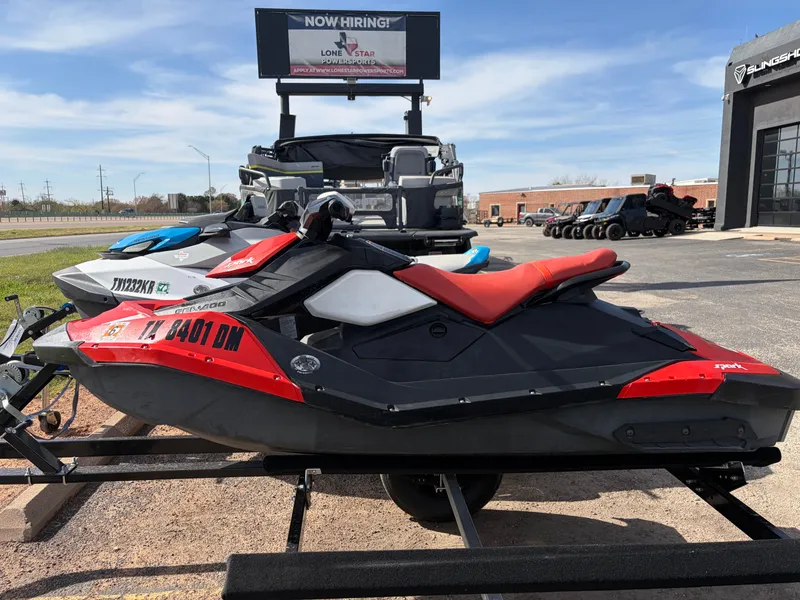 The Image of Sea-Doo Spark 2up 900 ACE 2016 - 1
