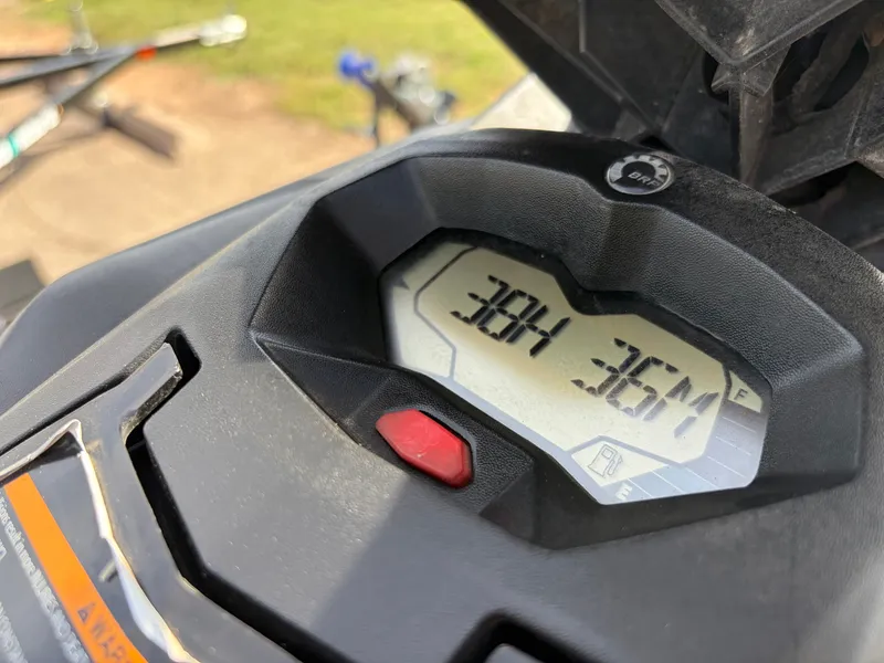 Slide: The Image of Sea-Doo Spark 2up 900 ACE 2016 - 8