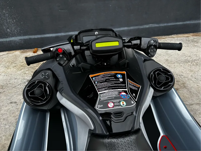 Slide: The Image of Sea-Doo RXT-X 325 Tech Package 2025 - 5