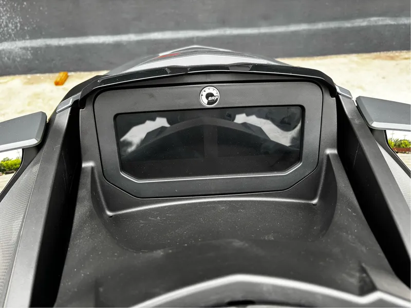 Slide: The Image of Sea-Doo RXT-X 325 Tech Package 2025 - 7