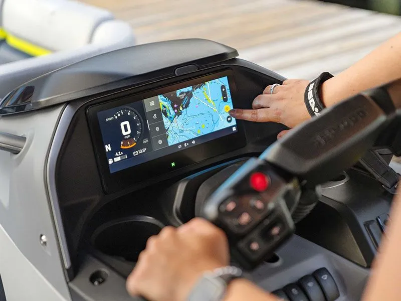 Slide: The Image of Sea-Doo Switch Cruise Limited 21 - 230 hp 2024 - 17