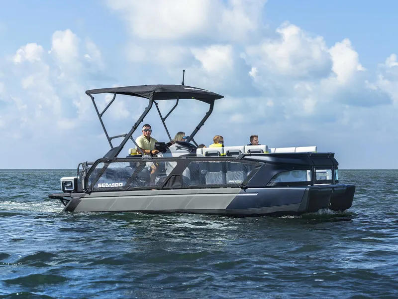 Slide: The Image of Sea-Doo Switch Cruise Limited 21 - 230 hp 2024 - 28