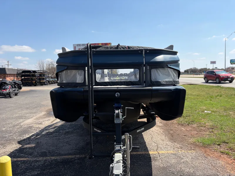 Slide: The Image of Sea-Doo Switch Cruise Limited 21 - 230 hp 2024 - 5