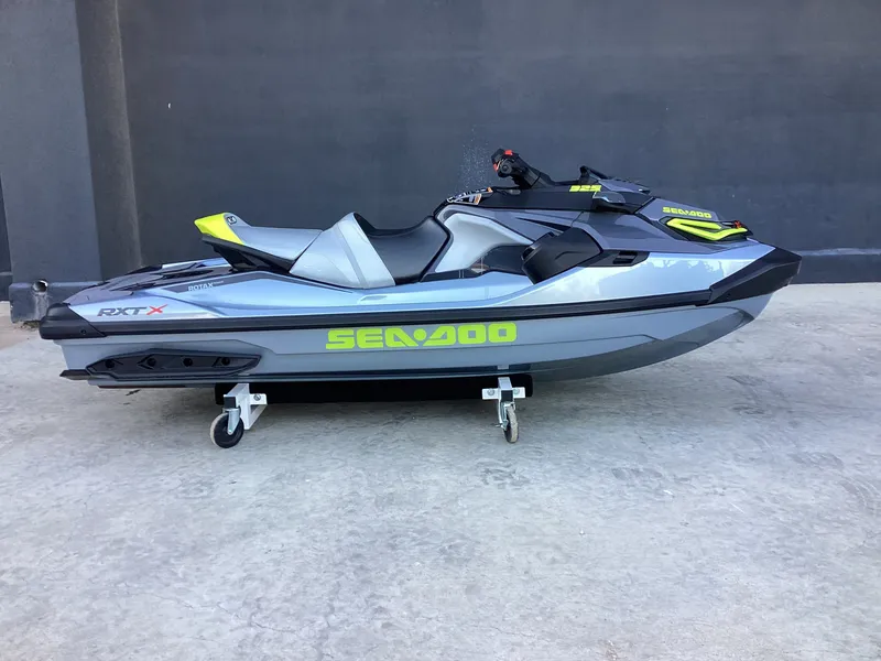 Slide: The Image of Sea-Doo RXT-X 325 Tech Package 2026 - 2