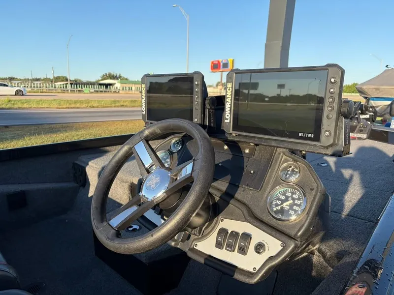 Slide: The Image of Ranger RT188P 2023 - 6