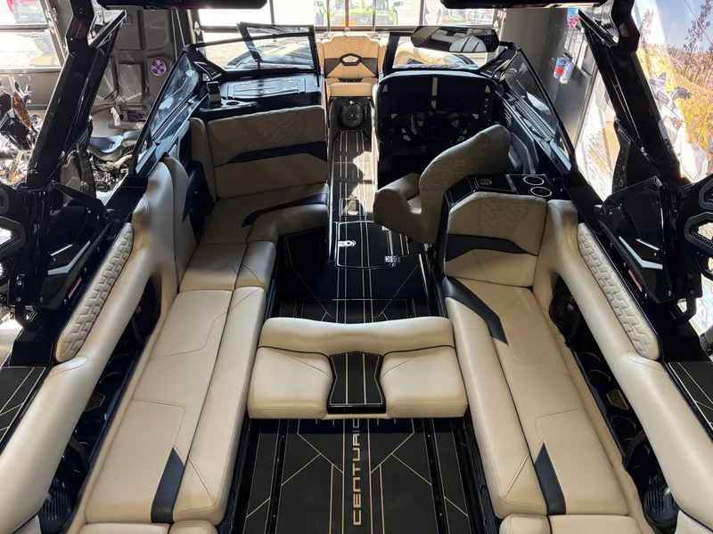 Slide: The Image of Centurion Ri245 2026 - 8