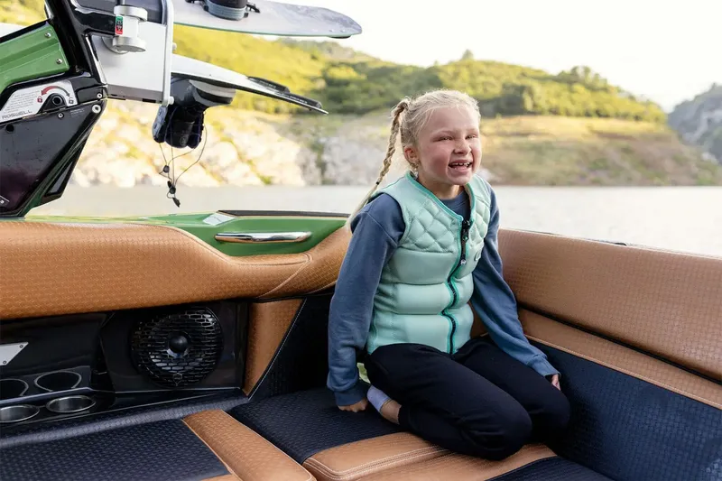 Slide: The Image of Supreme S240 2024 - 24