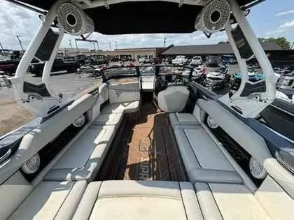 Slide: The Image of Supreme S240 2024 - 5