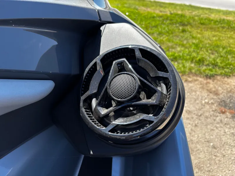 Slide: The Image of Sea-Doo RXT-X 325 Tech Package 2024 - 5