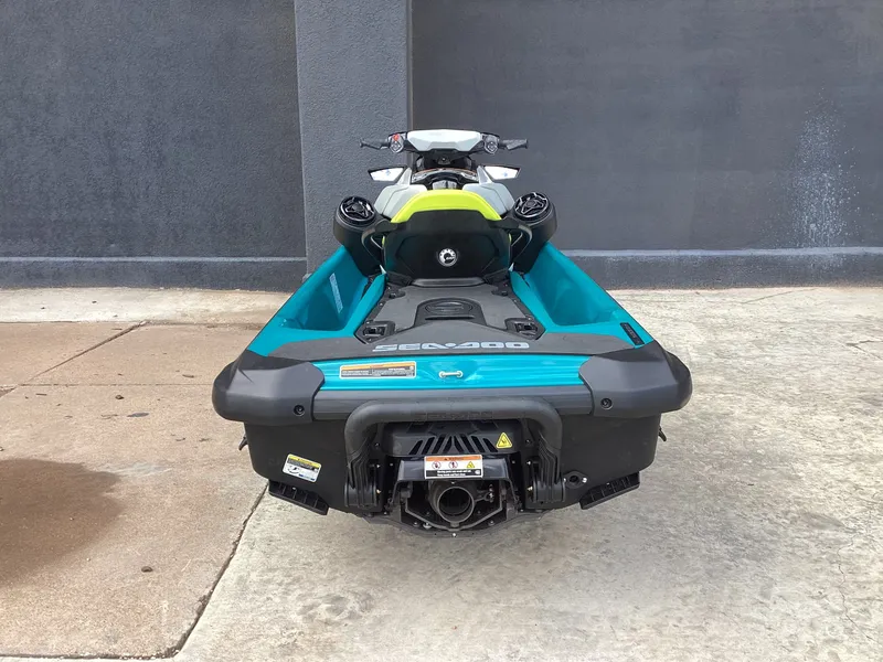 Slide: The Image of Sea-Doo GTI SE 170 Tech Package, audio, iDF, iBR 2025 - 4