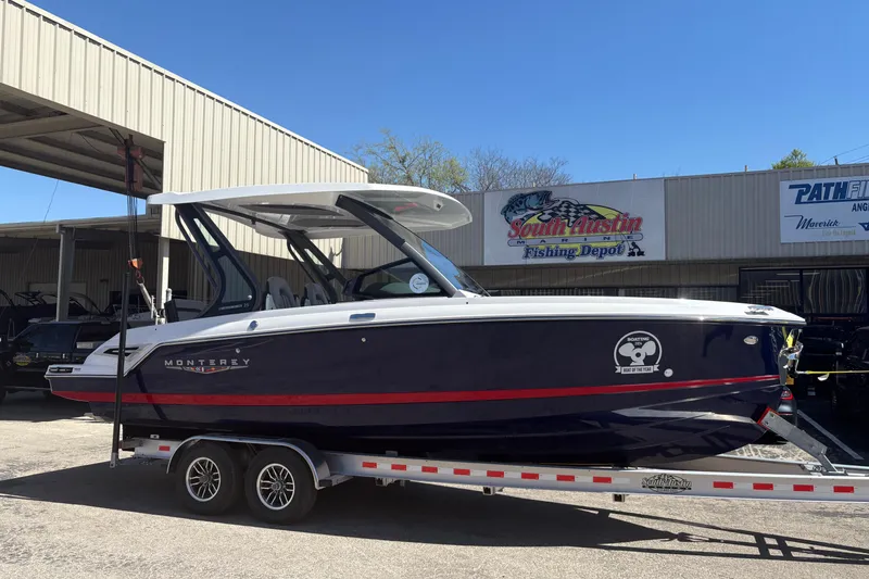 The Image of 2026 Monterey Elite 25 SD boat on trailer at South Austin Fishing Depot. - 1