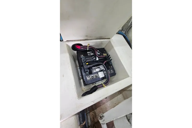 Slide: The Image of Battery compartment of a 2000 Ocean Yachts 40 Super Sport boat. - 73