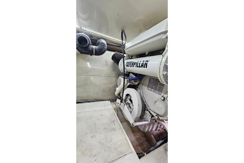 Slide: The Image of Engine room of 2000 Ocean Yachts 40 Super Sport with Caterpillar engine. - 78