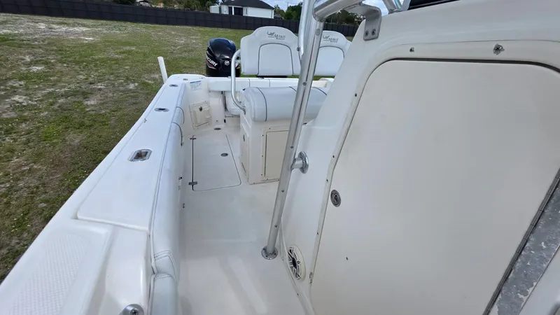 Slide: The Image of Mako 234 Center Console 2014 - 14