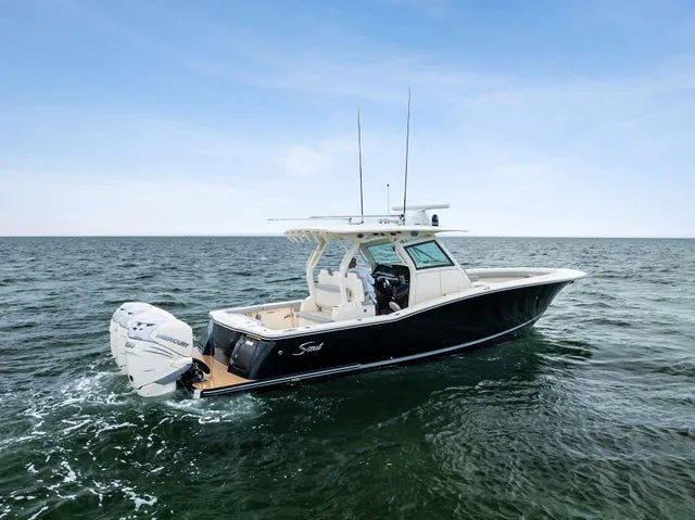 Slide: The Image of Scout 355 LXF 2020 - 37