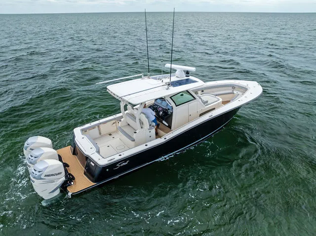Slide: The Image of Scout 355 LXF 2020 - 38