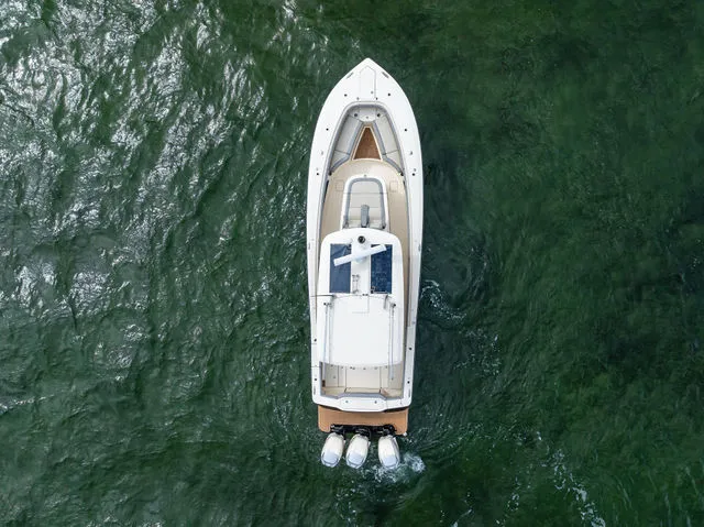 Slide: The Image of Scout 355 LXF 2020 - 40