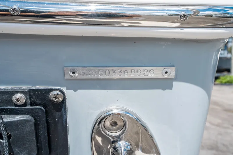 Slide: The Image of Sea Hunt Ultra 255 SE 2026 - 30