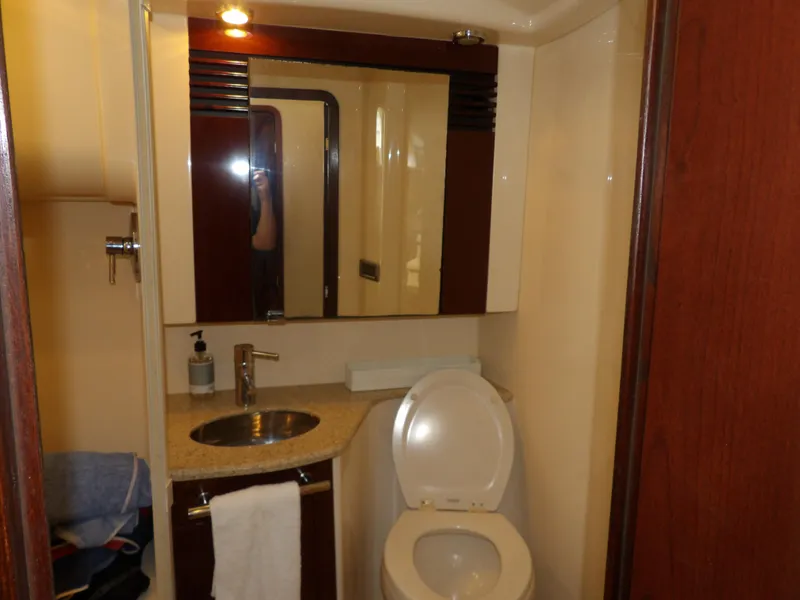 Slide: The Image of Luxurious bathroom in 2008 Sea Ray 44 Sedan Bridge yacht. - 42