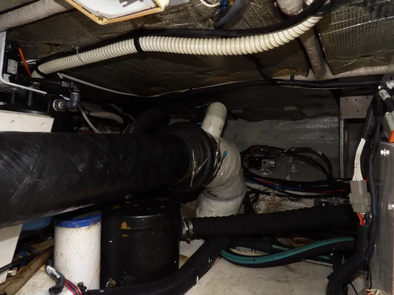 Slide: The Image of Sea Ray 44 Sedan Bridge 2008 - 96