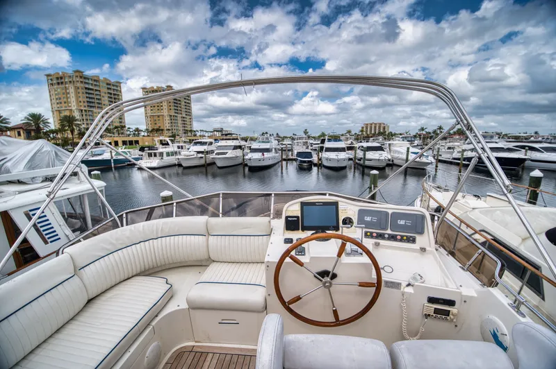 Slide: The Image of Kha Shing Tarquin Trader 53 2001 - 12