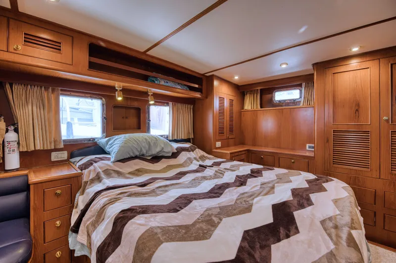 Slide: The Image of Kha Shing Tarquin Trader 53 2001 - 18