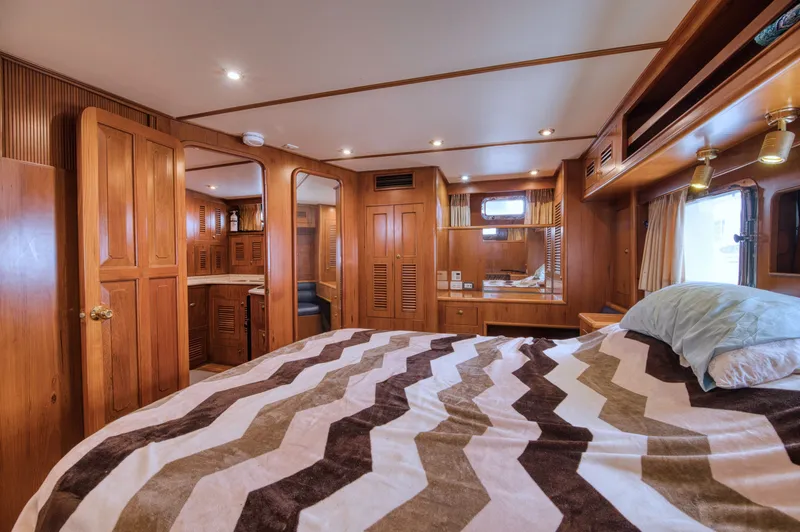 Slide: The Image of Kha Shing Tarquin Trader 53 2001 - 20