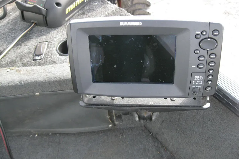 Slide: The Image of Humminbird GPS fish finder on 2015 Lund 1650 Rebel XL Tiller boat. - 15