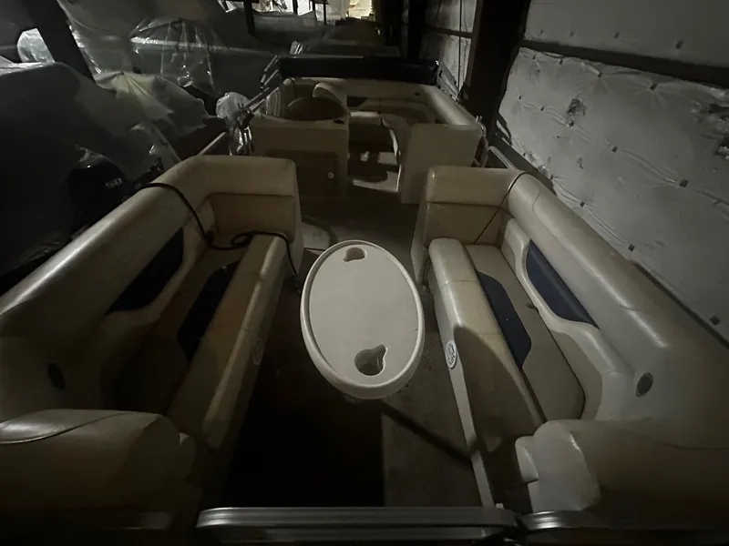 Slide: The Image of Interior view of a 2006 Sylvan 8522 Mirage Cruise RE pontoon boat. - 3