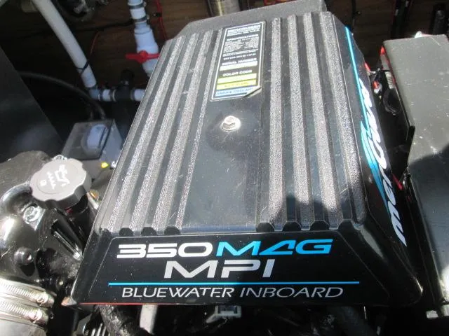 Slide: The Image of 350 MAG MPI Bluewater Inboard engine in 1976 Tollycraft 26 Sedan. - 25