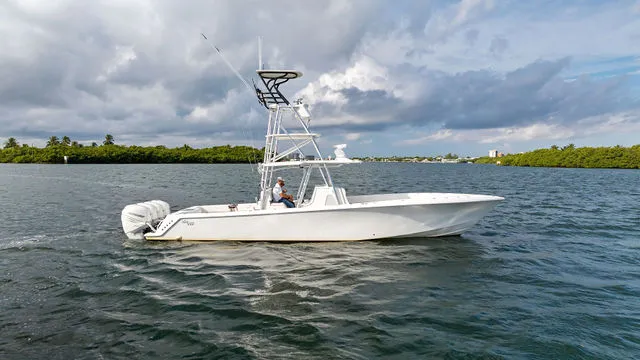 Slide: The Image of SeaVee 390Z 2017 - 19