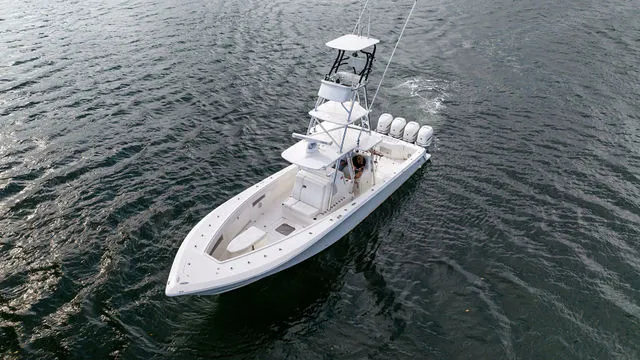 Slide: The Image of SeaVee 390Z 2017 - 21