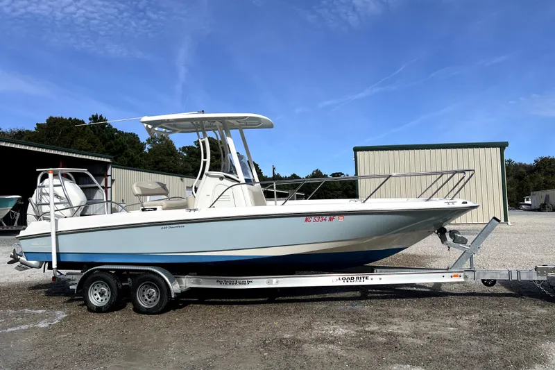 The Image of Boston Whaler 240 Dauntless 2018 - undefined