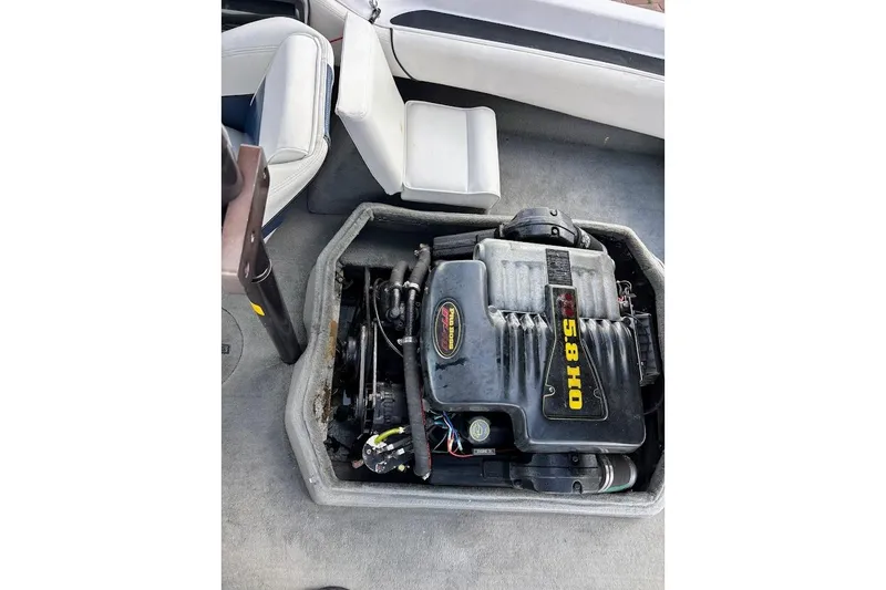 Slide: The Image of 2001 Nautique Air Nautique 210 boat engine, 5.8 HO, interior view. - 13