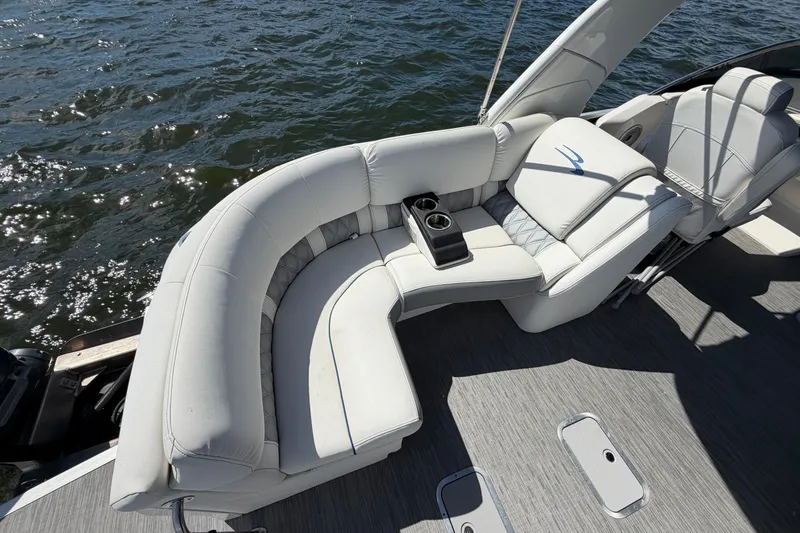 Slide: The Image of Luxurious seating on 2023 Bennington QX 30 QXFBWA X2 Wide Beam pontoon boat. - 35
