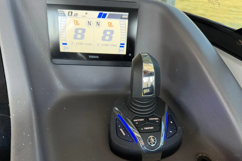 Slide: The Image of Control panel of 2023 Bennington QX 30 QXFBWA X2 Wide Beam with Yamaha display. - 8