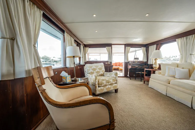 Slide: The Image of Trumpy 72 Motor Yacht 1972 - 16