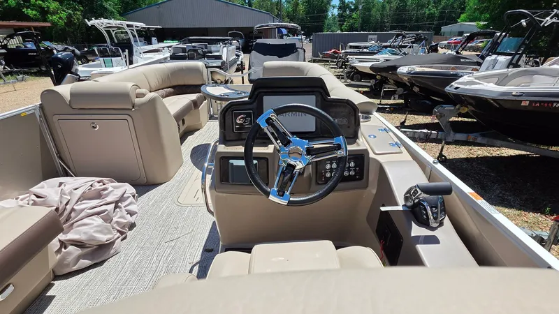 Slide: The Image of SunCatcher Elite 326 SS 2025 - 14