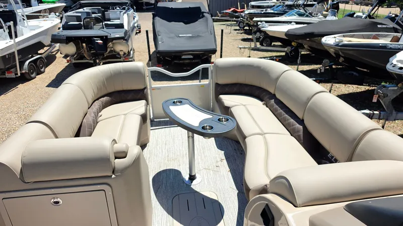 Slide: The Image of SunCatcher Elite 326 SS 2025 - 18
