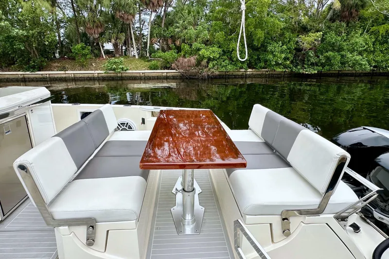 Slide: The Image of Azimut Verve 40 2013 - 19