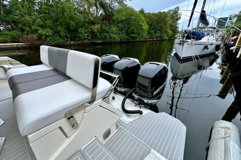 Slide: The Image of Azimut Verve 40 2013 - 21