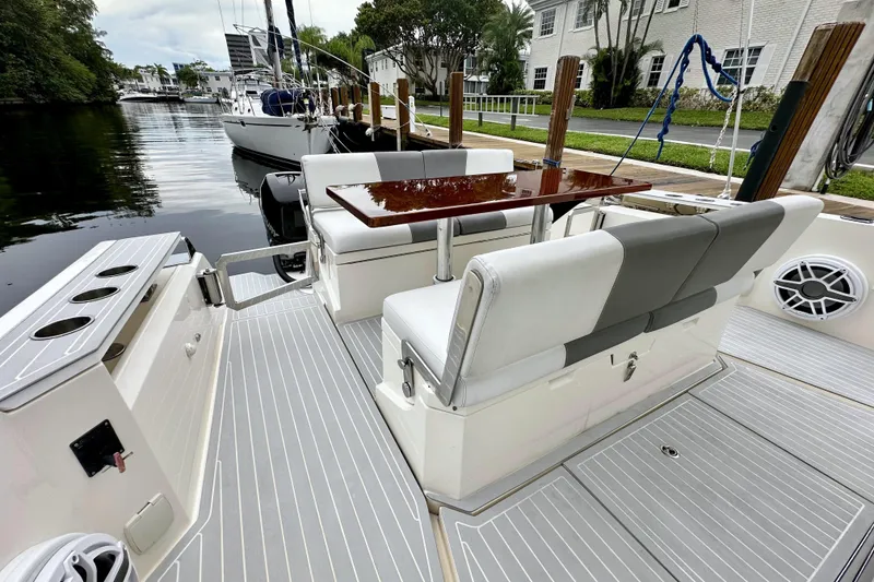 Slide: The Image of Azimut Verve 40 2013 - 28