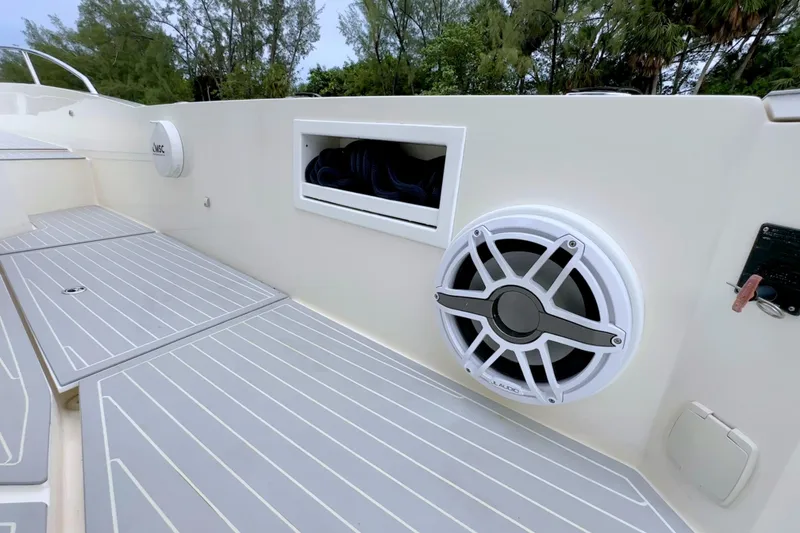 Slide: The Image of Azimut Verve 40 2013 - 38