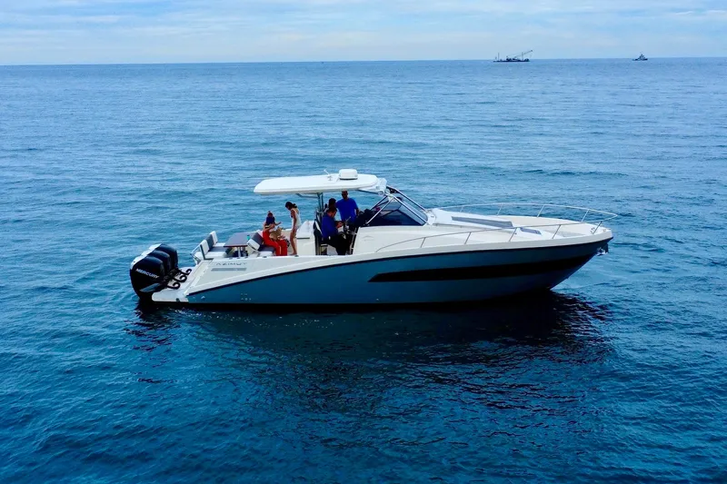 Slide: The Image of Azimut Verve 40 2013 - 4