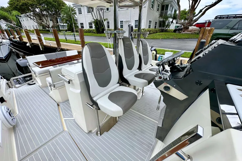 Slide: The Image of Azimut Verve 40 2013 - 45