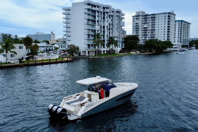 Slide: The Image of Azimut Verve 40 2013 - 7