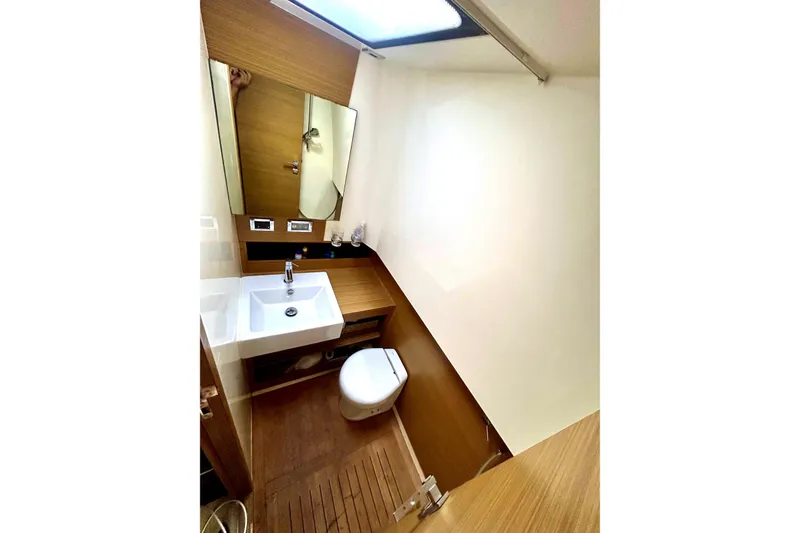 Slide: The Image of Azimut Verve 40 2013 - 84